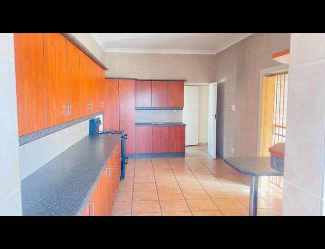 4 BEDROOM PROPERTY TO RENT IN BIRCHLEIGH